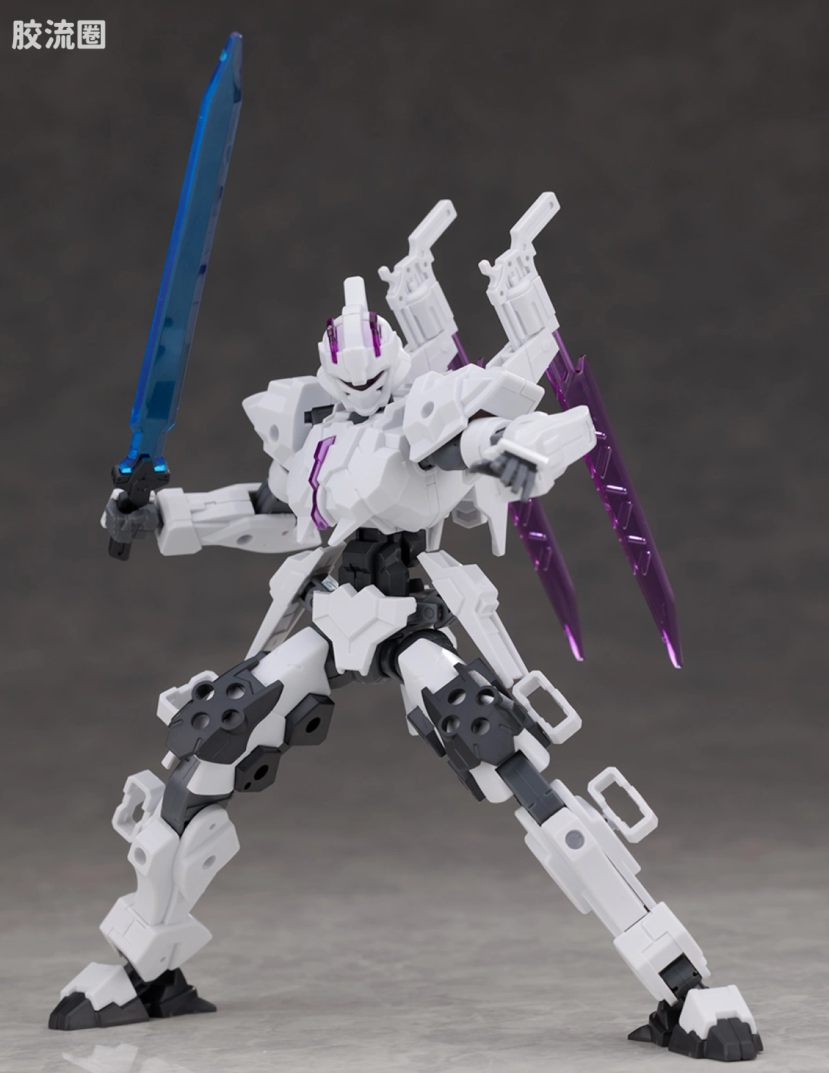 30MM 1/144 雷维尼克斯 73 EXM-X20A 雷尼维克斯(型号A) - 图片