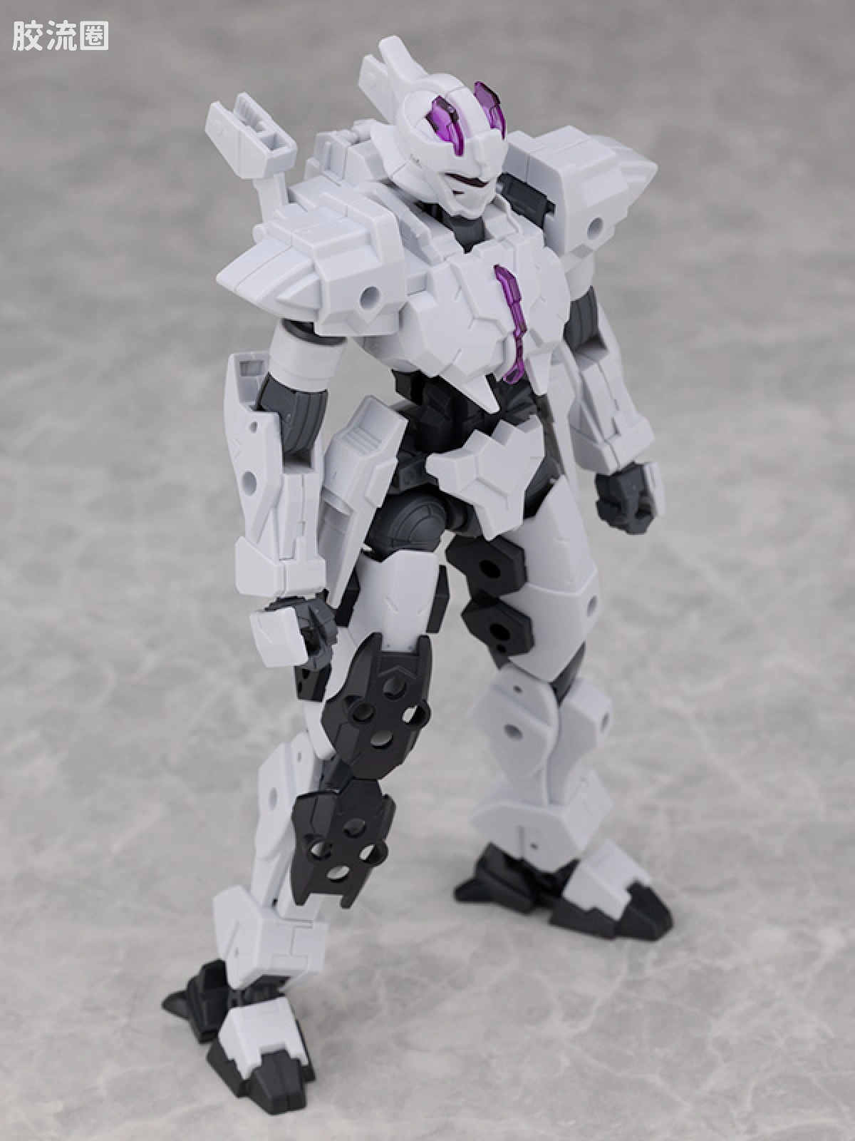 30MM 1/144 雷维尼克斯 73 EXM-X20A 雷尼维克斯(型号A) - 图片