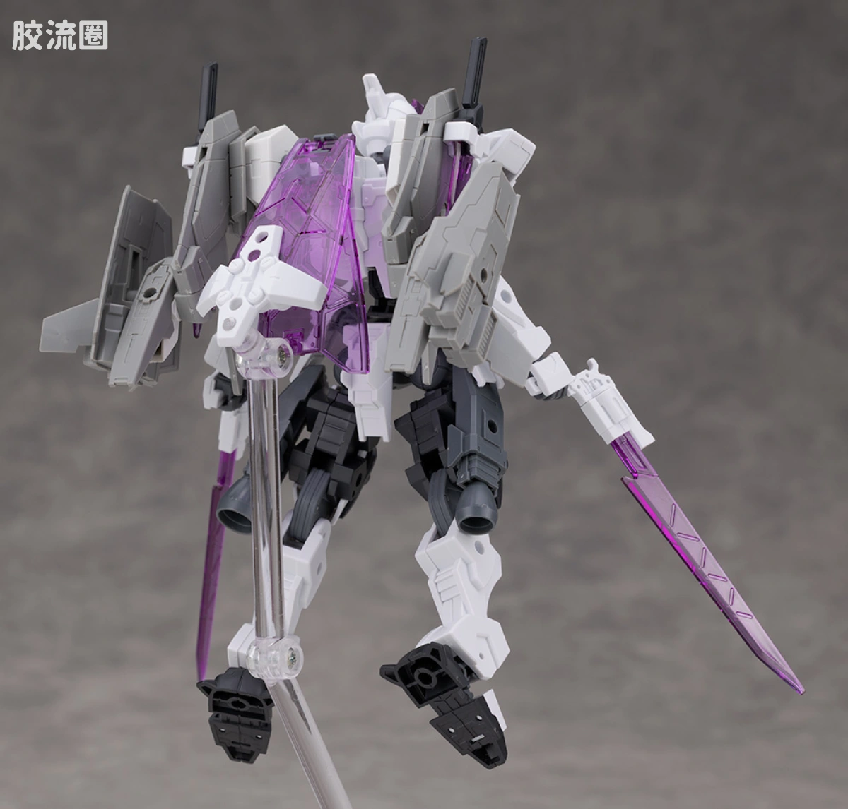30MM 1/144 雷维尼克斯 73 EXM-X20A 雷尼维克斯(型号A) - 图片