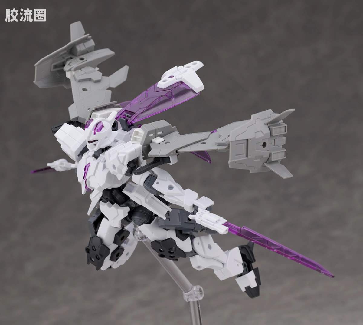 30MM 1/144 雷维尼克斯 73 EXM-X20A 雷尼维克斯(型号A) - 图片