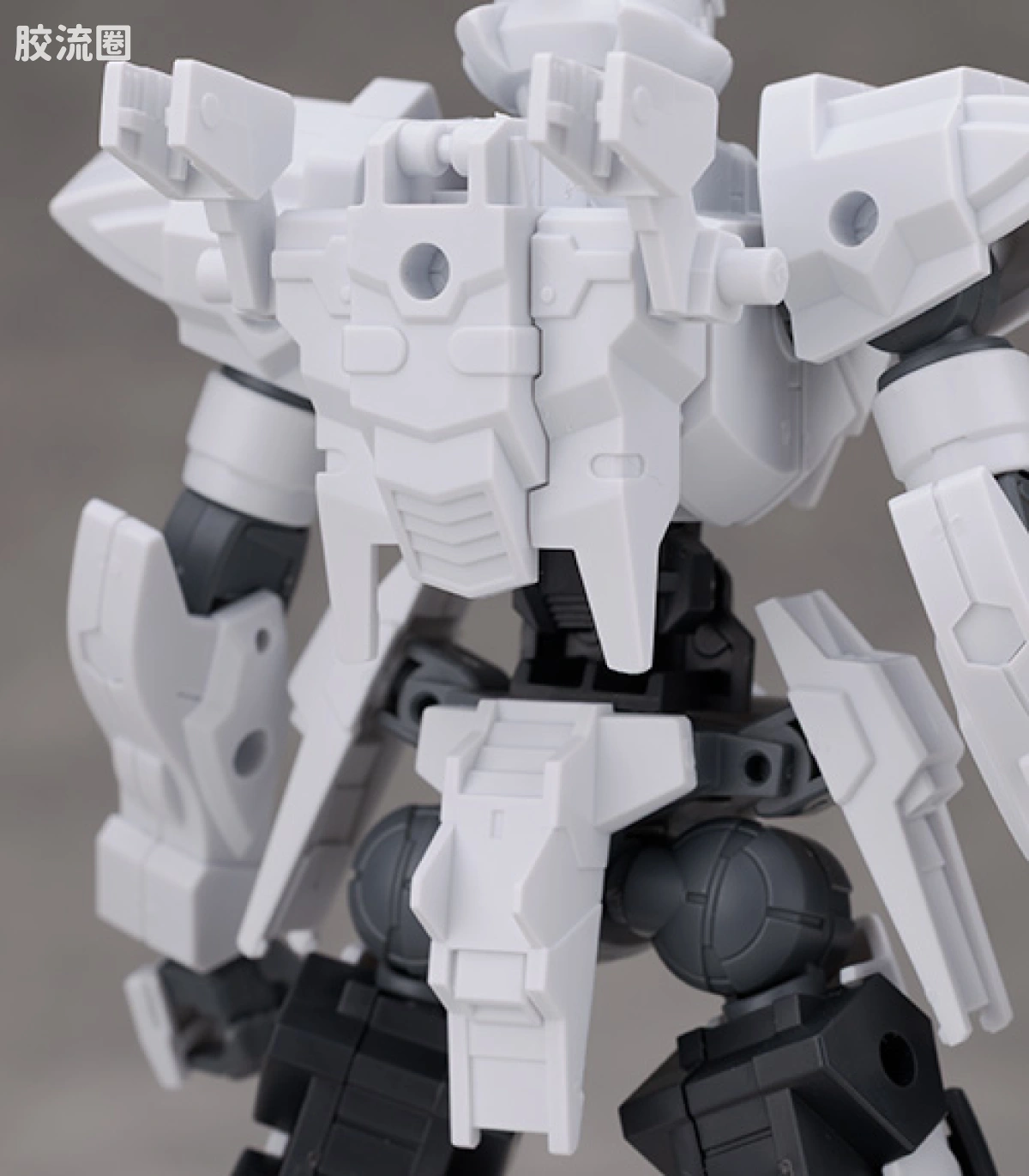 30MM 1/144 雷维尼克斯 74 EXM-X20B 雷尼维克斯(型号B) - 图片