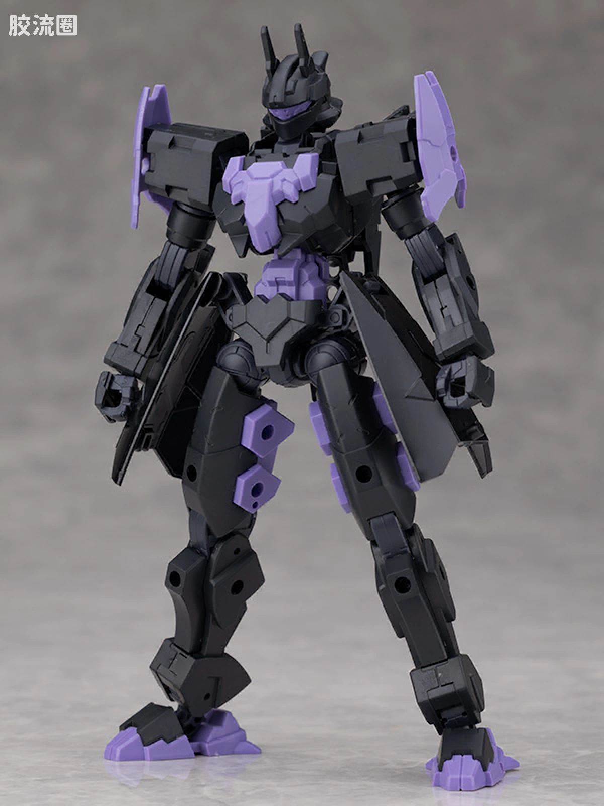 30MM 1/144 雷维尼克斯 74 EXM-X20B 雷尼维克斯(型号B) - 图片