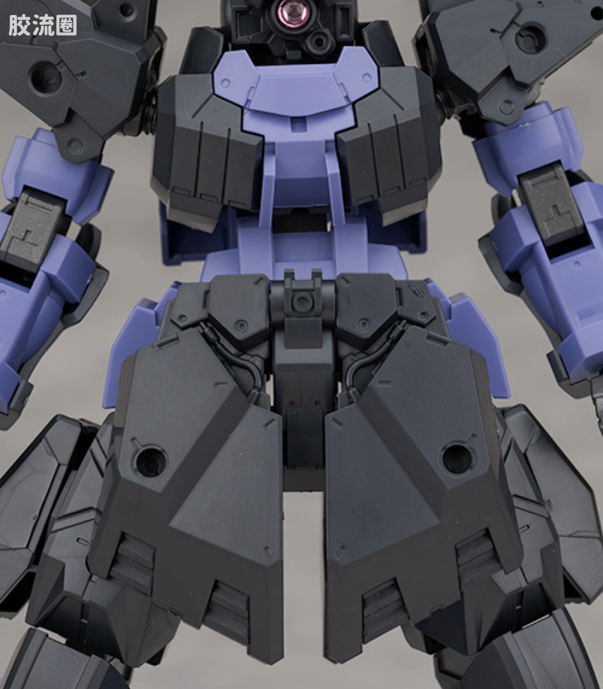 30MM 1/144 加德努瓦/Gardonova&雷维尔努瓦/Revernova（拜隆军） bEXM-28G 雷维尔诺瓦(陆战强化样式 ) - 图片