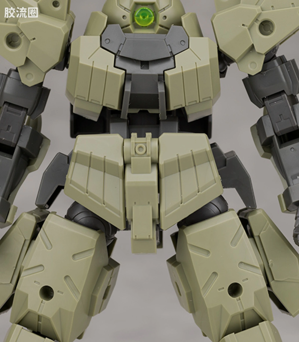 30MM 1/144 加德努瓦/Gardonova&雷维尔努瓦/Revernova（拜隆军） bEXM-28G 雷维尔诺瓦(陆战强化样式 ) - 图片