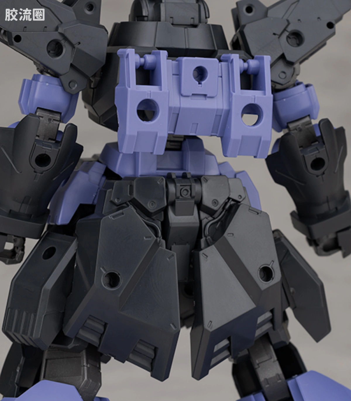 30MM 1/144 加德努瓦/Gardonova&雷维尔努瓦/Revernova（拜隆军） bEXM-28G 雷维尔诺瓦(陆战强化样式 ) - 图片