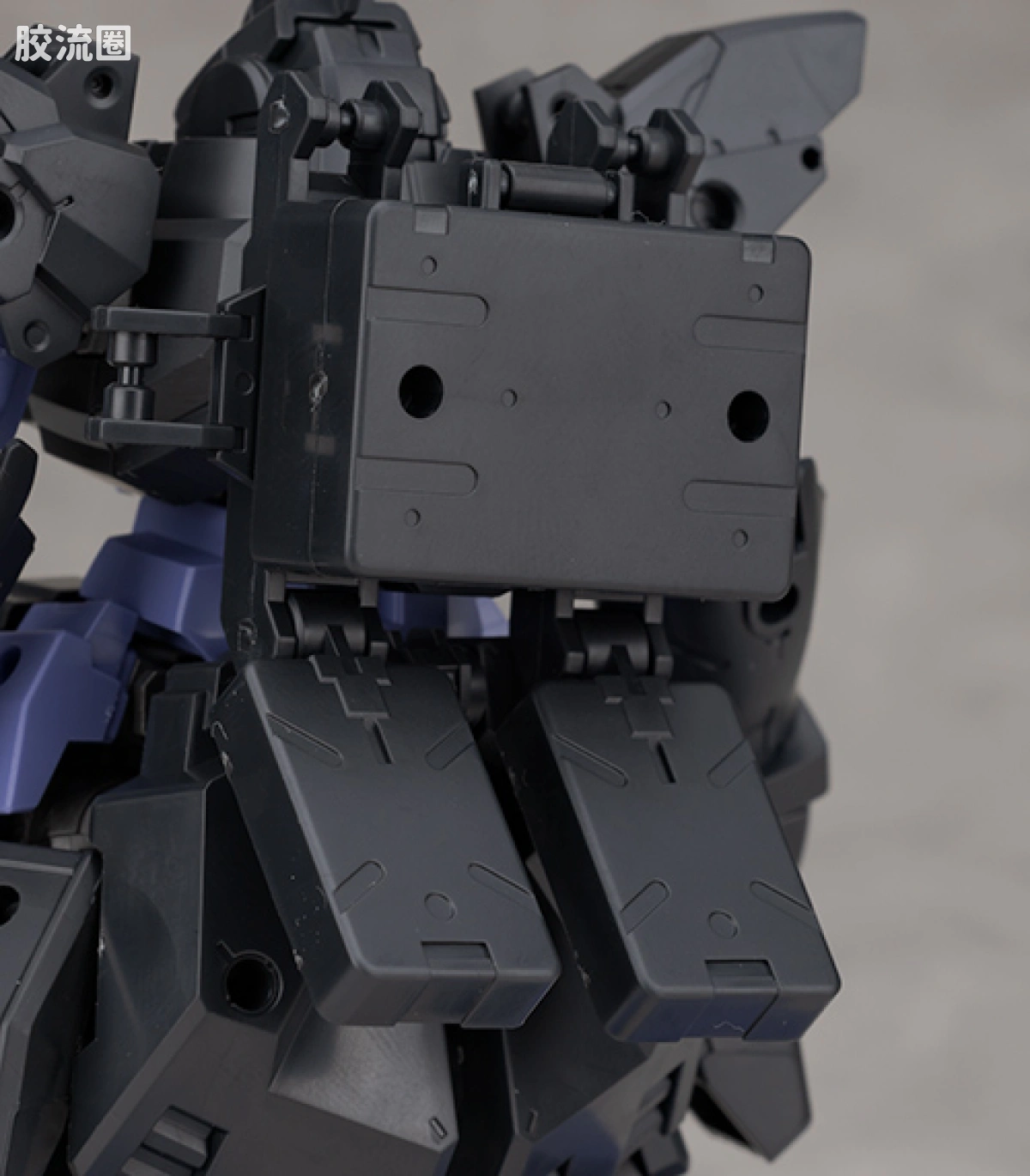 30MM 1/144 加德努瓦/Gardonova&雷维尔努瓦/Revernova（拜隆军） bEXM-28G 雷维尔诺瓦(陆战强化样式 ) - 图片