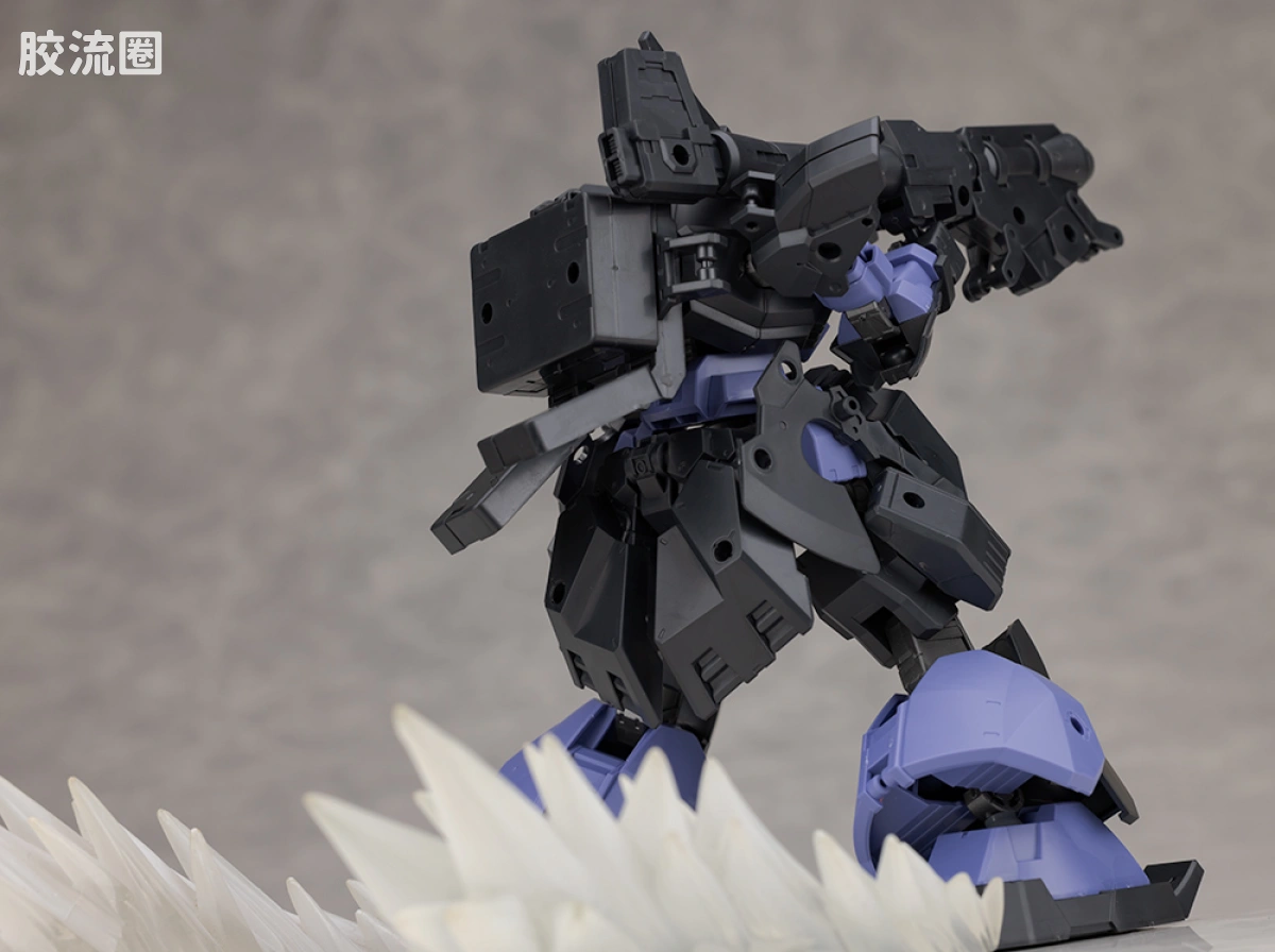 30MM 1/144 加德努瓦/Gardonova&雷维尔努瓦/Revernova（拜隆军） bEXM-28G 雷维尔诺瓦(陆战强化样式 ) - 图片