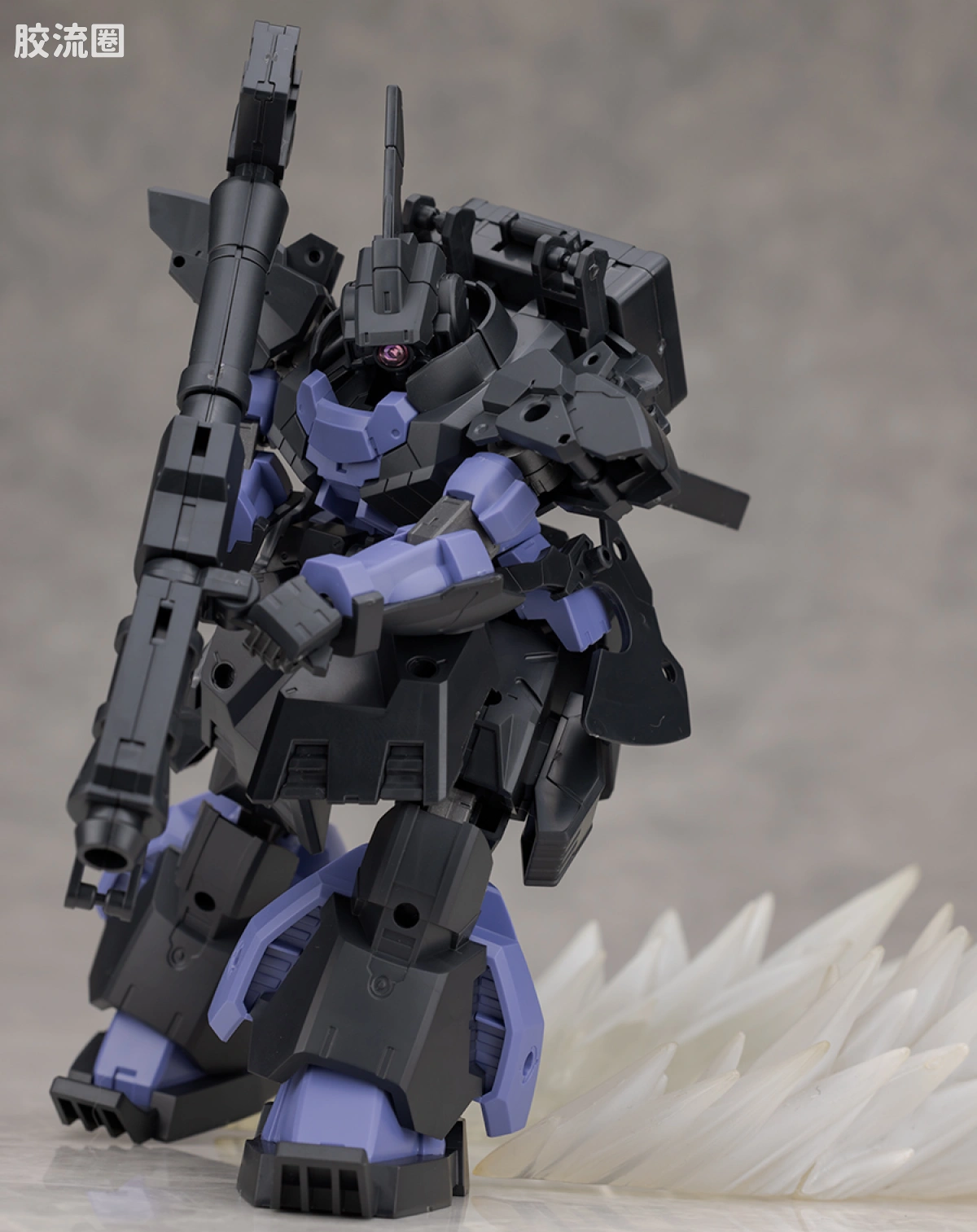 30MM 1/144 加德努瓦/Gardonova&雷维尔努瓦/Revernova（拜隆军） bEXM-28G 雷维尔诺瓦(陆战强化样式 ) - 图片