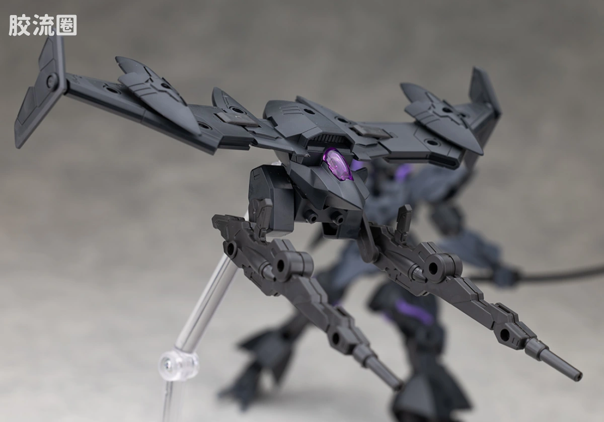 30MM 1/144 维尔德诺瓦（拜隆军） EXM-Σ2 维尔德诺瓦(仿制型) - 图片