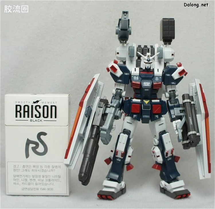 HG 雷霆宙域 普通版 全装甲高达 - 图片