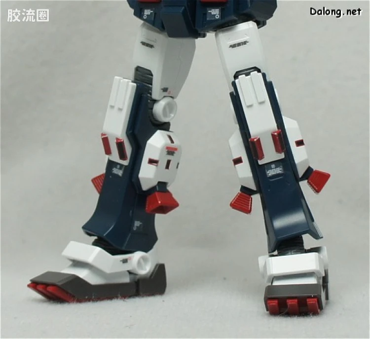 HG 雷霆宙域 普通版 全装甲高达 - 图片
