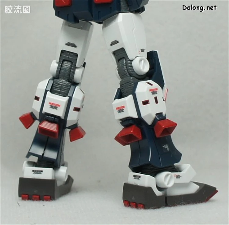 HG 雷霆宙域 普通版 全装甲高达 - 图片