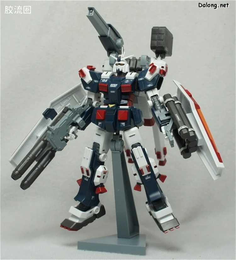 HG 雷霆宙域 普通版 全装甲高达 - 图片