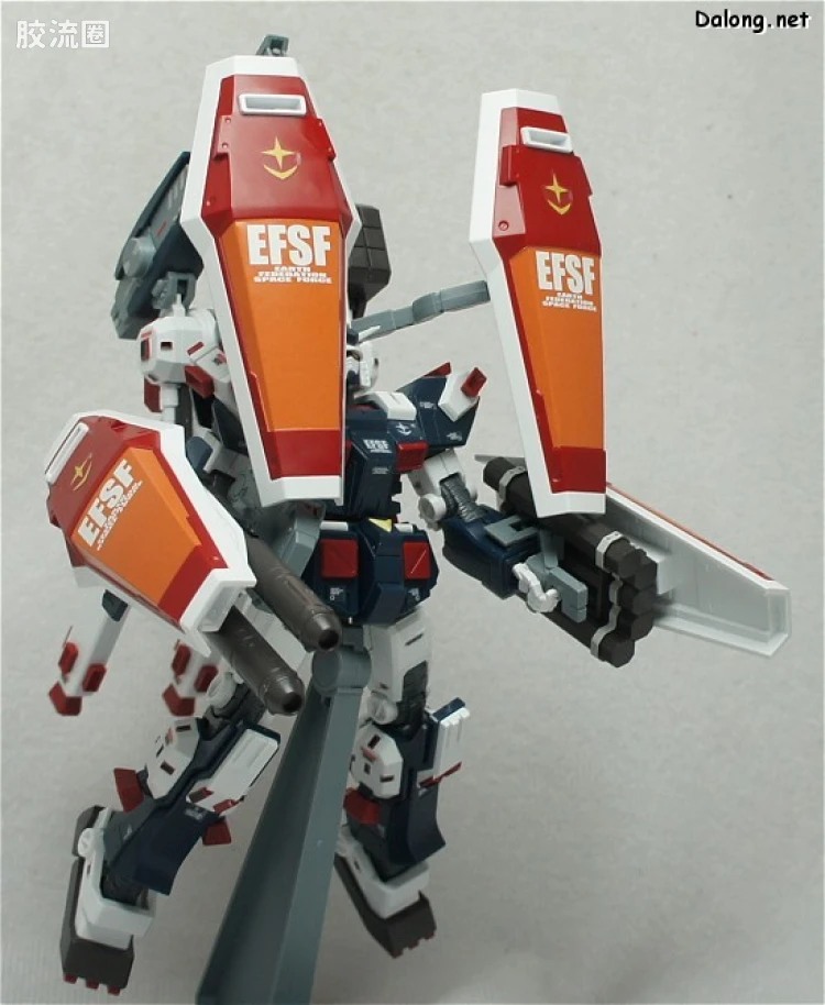 HG 雷霆宙域 普通版 全装甲高达 - 图片