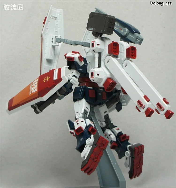 HG 雷霆宙域 普通版 全装甲高达 - 图片