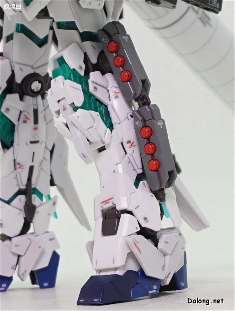 RG 普通版 30 全装备独角兽高达 最终决战式样 - 图片