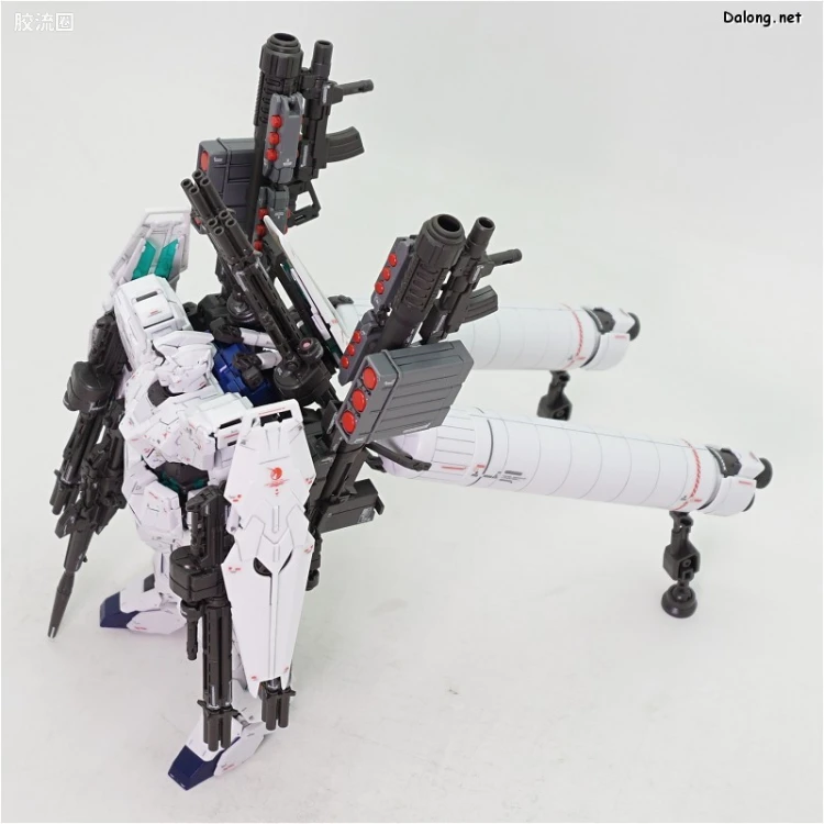 RG 普通版 30 全装备独角兽高达 最终决战式样 - 图片
