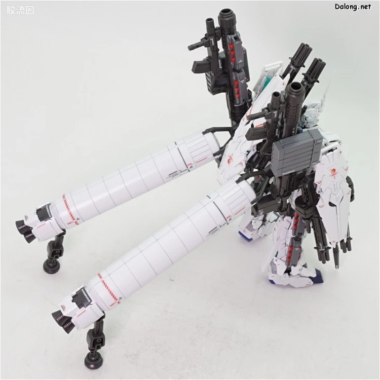 RG 普通版 30 全装备独角兽高达 最终决战式样 - 图片