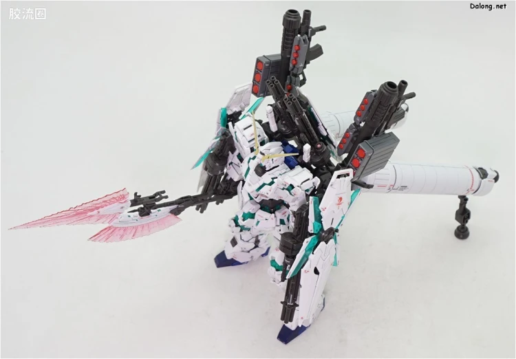 RG 普通版 30 全装备独角兽高达 最终决战式样 - 图片