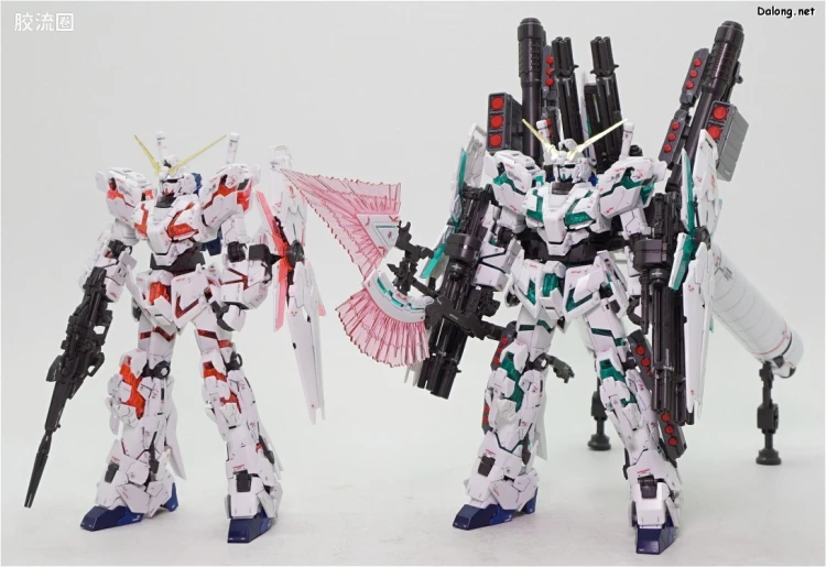 RG 普通版 30 全装备独角兽高达 最终决战式样 - 图片