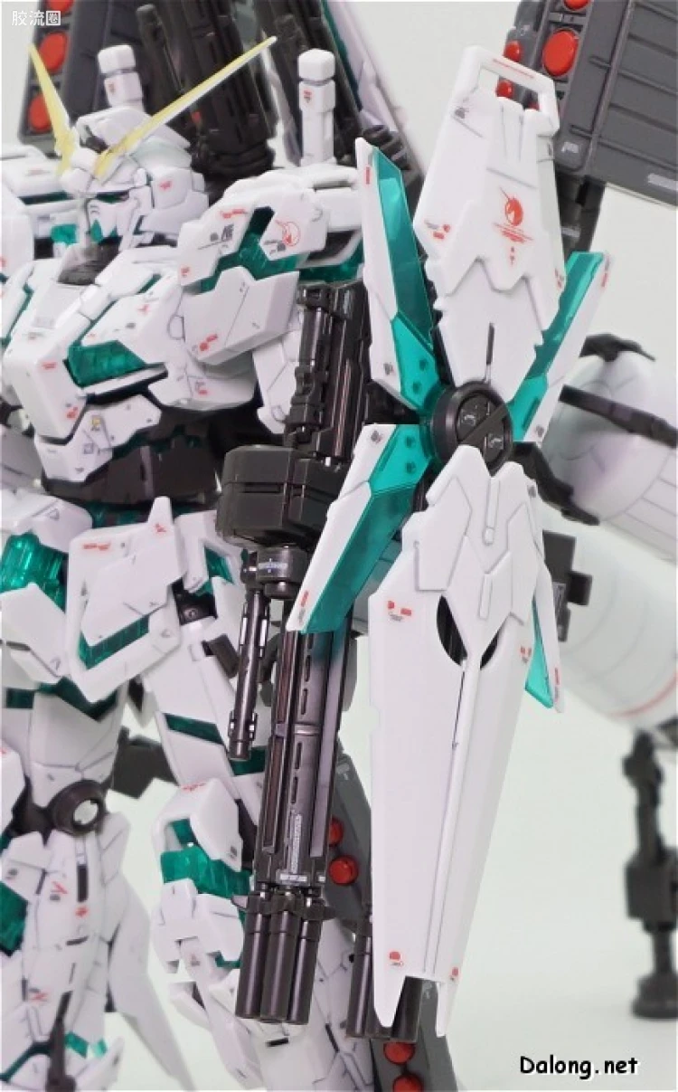 RG 普通版 30 全装备独角兽高达 最终决战式样 - 图片