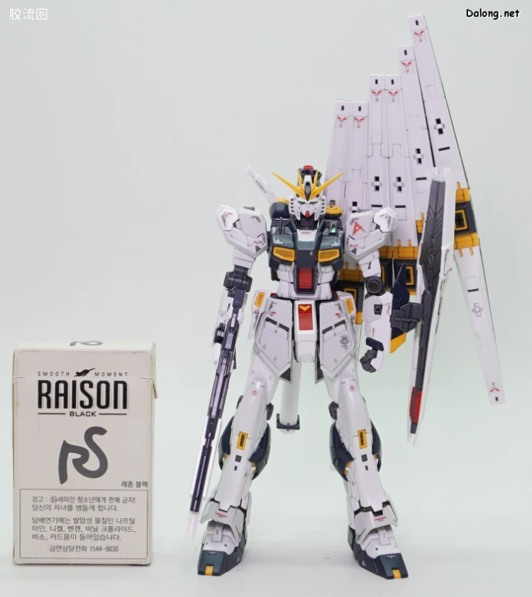 RG 普通版 32 RX-93 ν高达（牛高达） - 图片