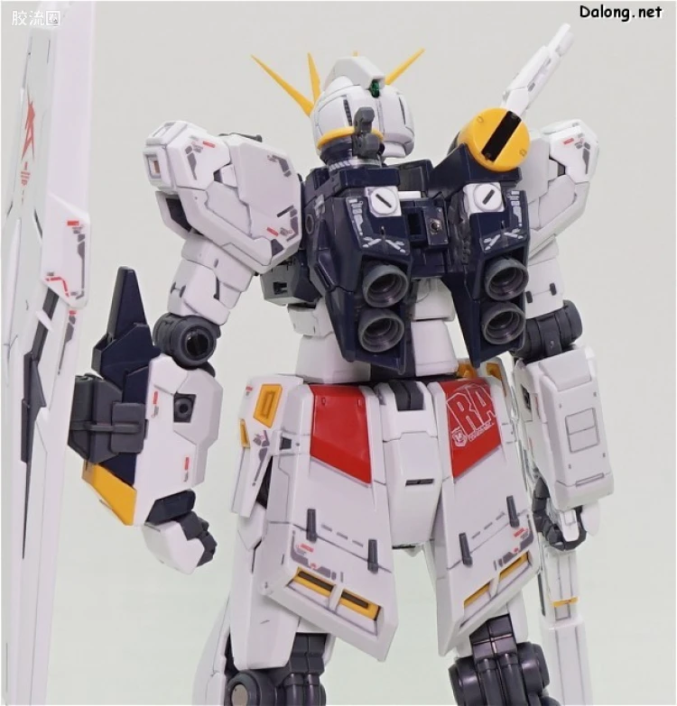 RG 普通版 32 RX-93 ν高达（牛高达） - 图片