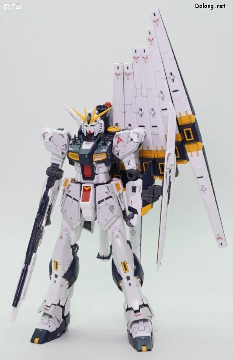 RG 普通版 32 RX-93 ν高达（牛高达） - 图片