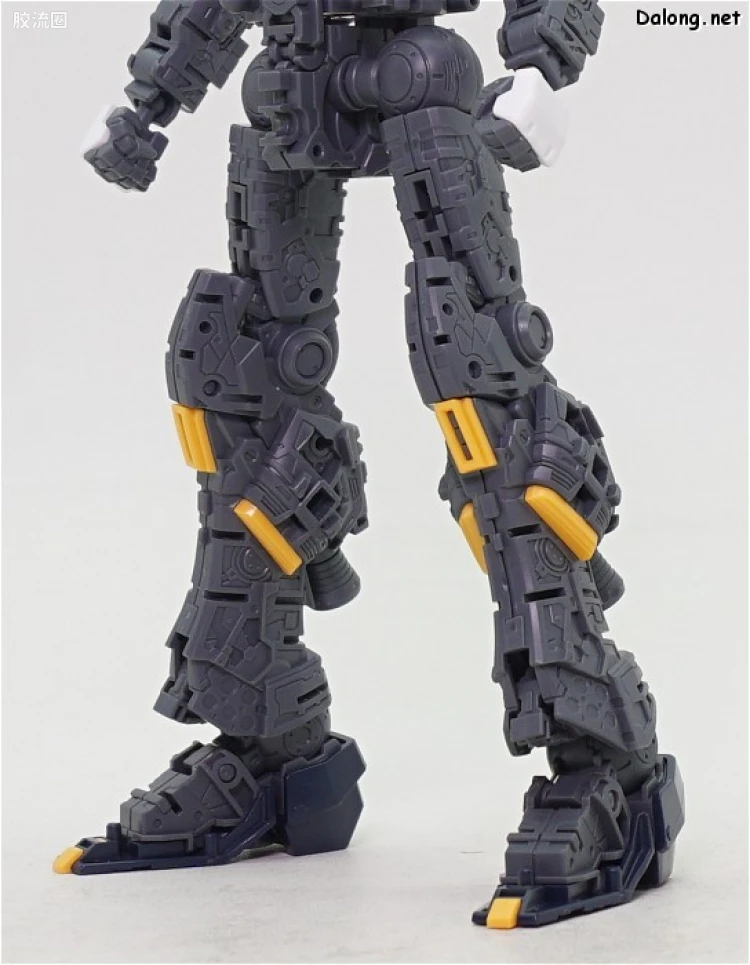 RG 普通版 32 RX-93 ν高达（牛高达） - 图片