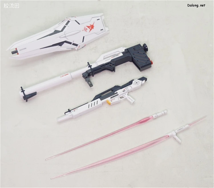 RG 普通版 32 RX-93 ν高达（牛高达） - 图片