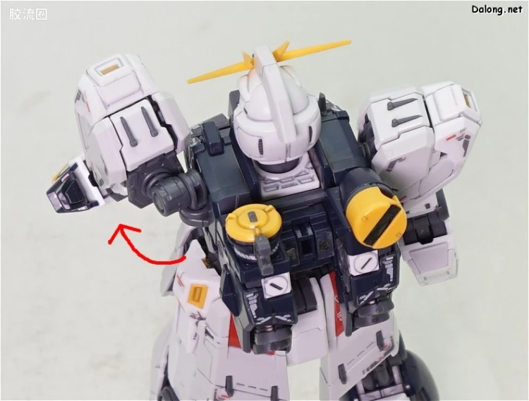 RG 普通版 32 RX-93 ν高达（牛高达） - 图片