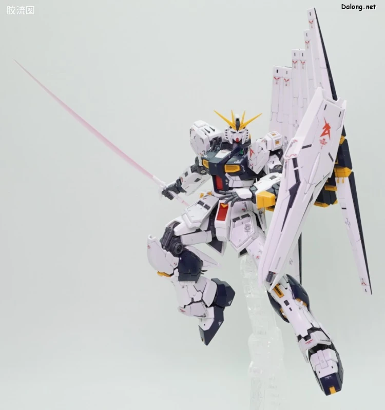 RG 普通版 32 RX-93 ν高达（牛高达） - 图片