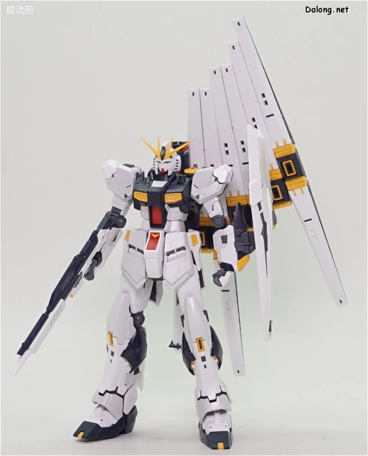 RG 普通版 32 RX-93 ν高达（牛高达） - 图片