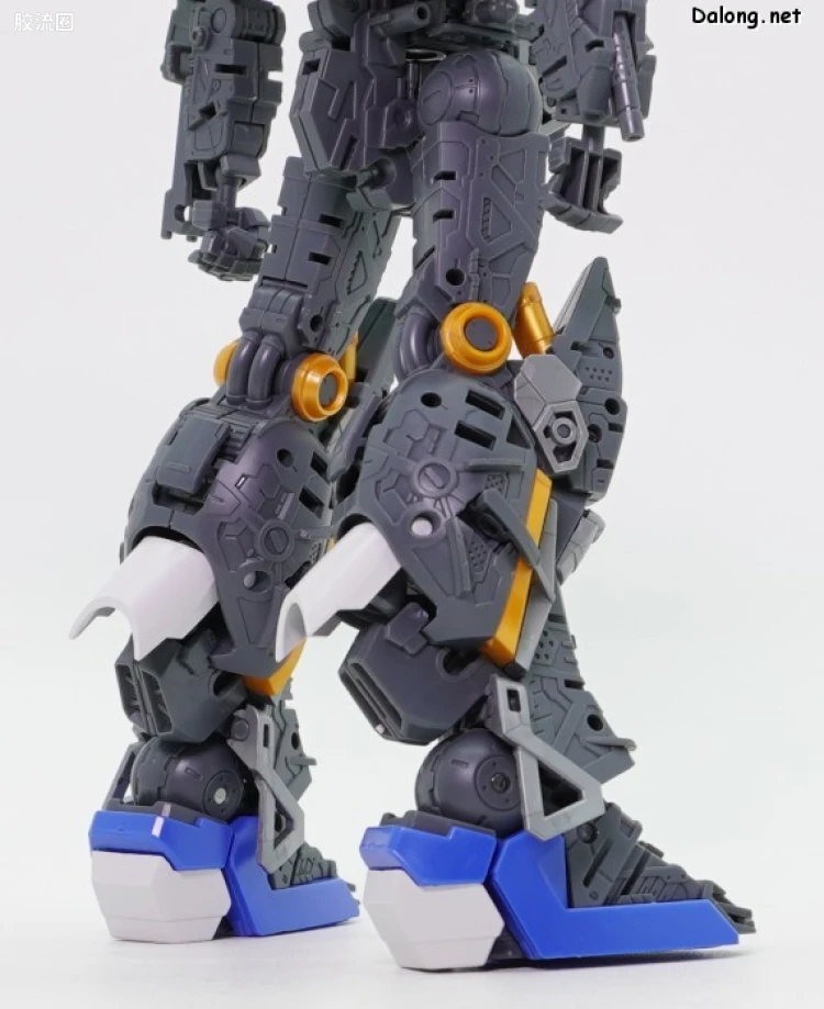 RG 普通版 36 RX-93-ν2 Hi-ν高达（海牛高达） - 图片