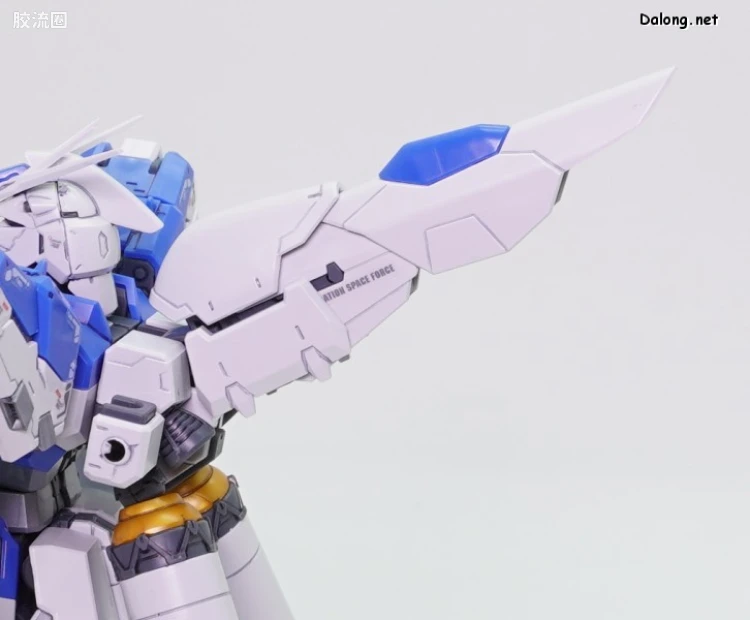 RG 普通版 36 RX-93-ν2 Hi-ν高达（海牛高达） - 图片