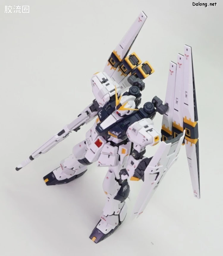 RG 其他限定版 RX-93 ν高达(双翼状浮游炮装备型) - 图片