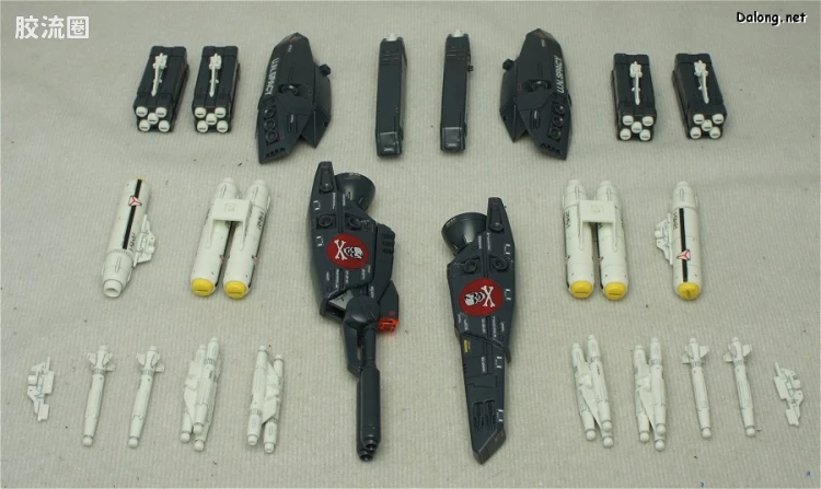 万代超时空要塞系列拼装模型 1比72 VF-1 Valkyrie用 Strike Part Set - 图片