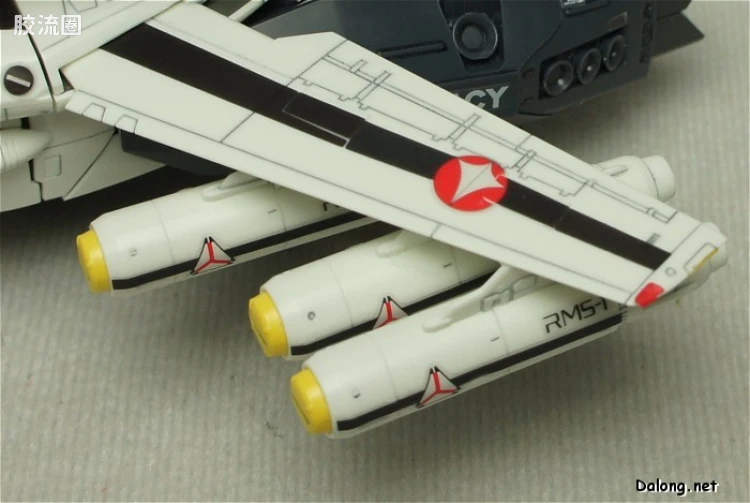 万代超时空要塞系列拼装模型 1比72 VF-1 Valkyrie用 Strike Part Set - 图片