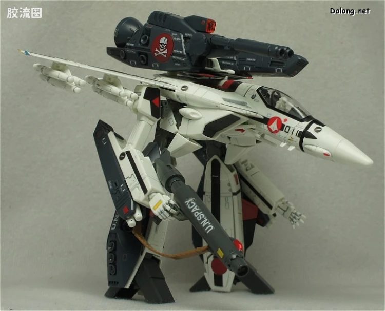 万代超时空要塞系列拼装模型 1比72 VF-1 Valkyrie用 Strike Part Set - 图片