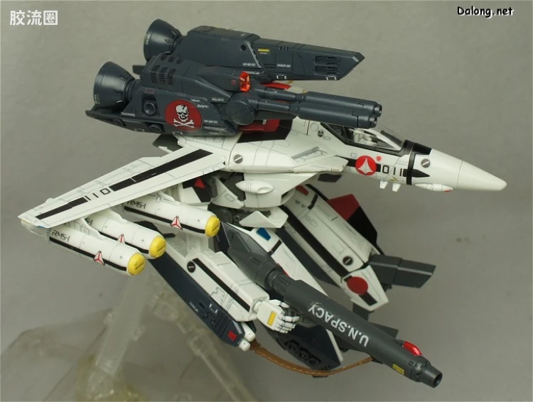 万代超时空要塞系列拼装模型 1比72 VF-1 Valkyrie用 Strike Part Set - 图片