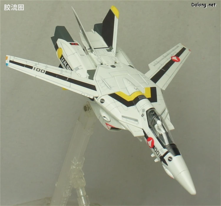 万代超时空要塞系列拼装模型 1比72 VF-1S Valkyrie 福克机 - 图片