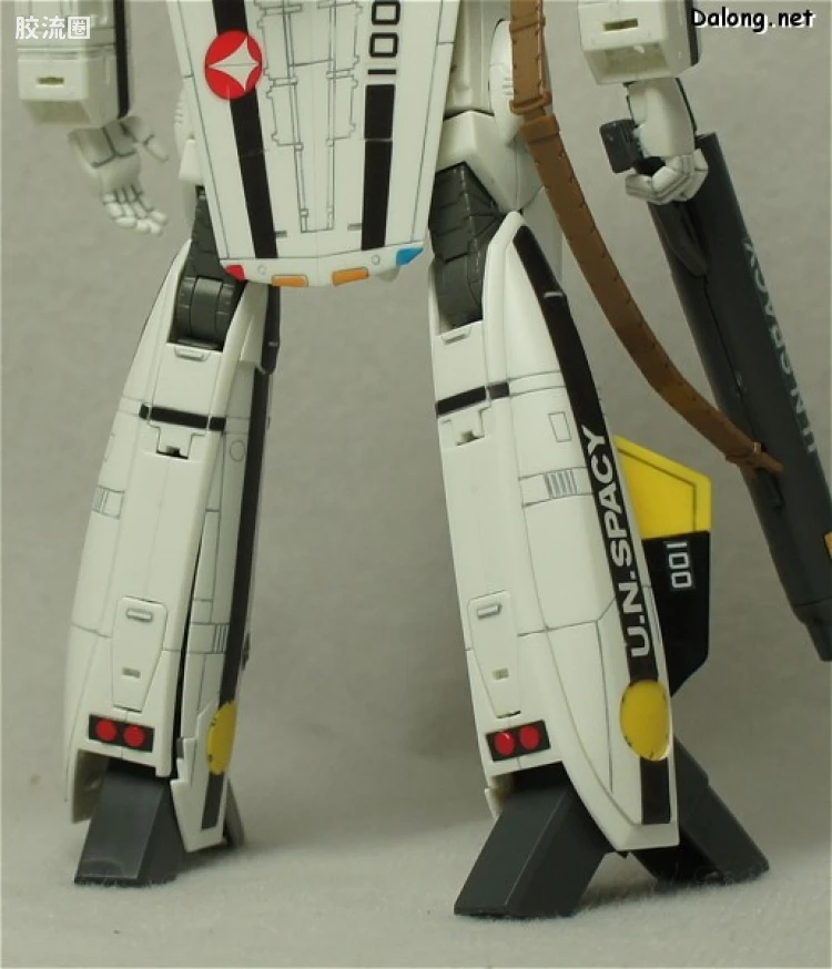 万代超时空要塞系列拼装模型 1比72 VF-1S Valkyrie 福克机 - 图片