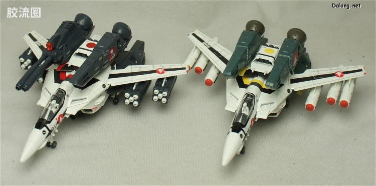万代超时空要塞系列拼装模型 1比72 VF-1 Valkyrie用 Super Part Set - 图片