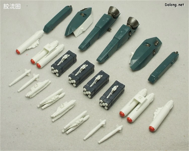 万代超时空要塞系列拼装模型 1比72 VF-1 Valkyrie用 Super Part Set - 图片