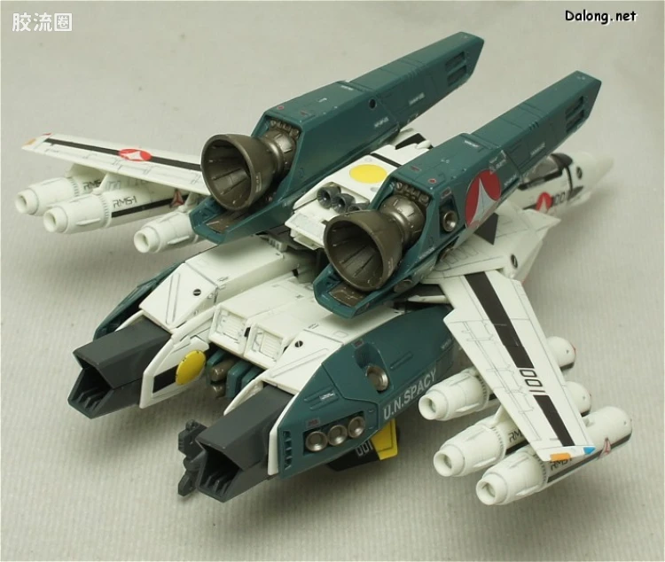 万代超时空要塞系列拼装模型 1比72 VF-1 Valkyrie用 Super Part Set - 图片