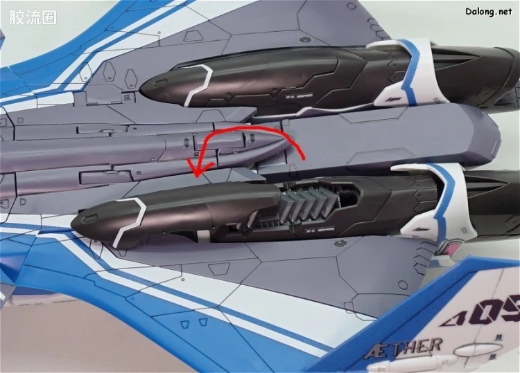 万代超时空要塞系列拼装模型 1比72 VF-31J 齐格弗里德(疾风机) - 图片