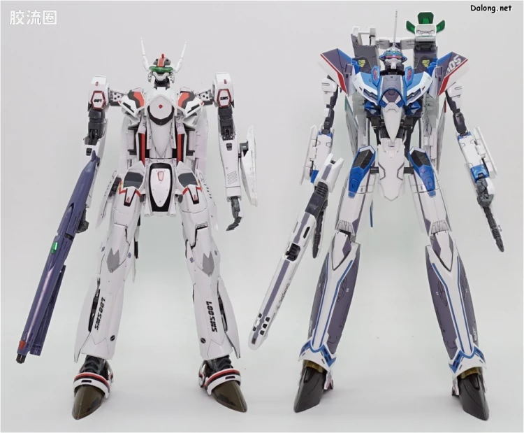 万代超时空要塞系列拼装模型 1比72 VF-31J 齐格弗里德(疾风机) - 图片