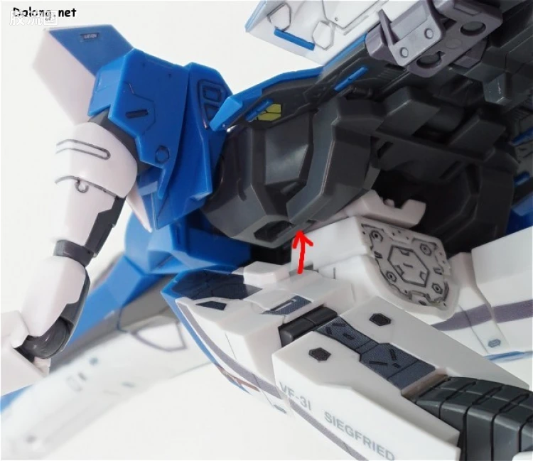 万代超时空要塞系列拼装模型 1比72 VF-31J 齐格弗里德(疾风机) - 图片