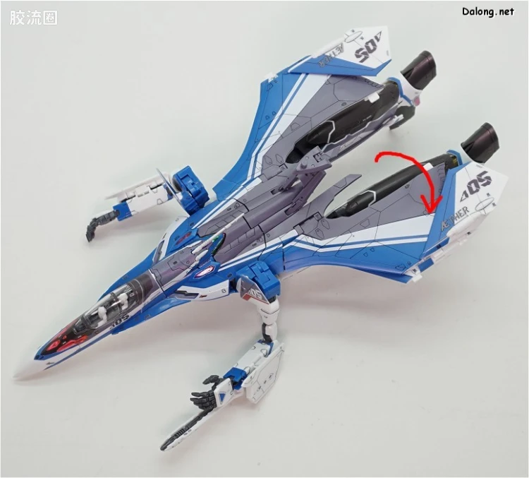万代超时空要塞系列拼装模型 1比72 VF-31J 齐格弗里德(疾风机) - 图片