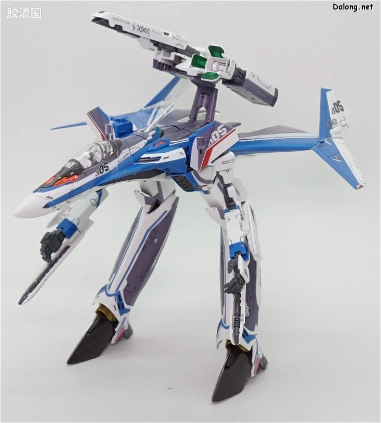 万代超时空要塞系列拼装模型 1比72 VF-31J 齐格弗里德(疾风机) - 图片